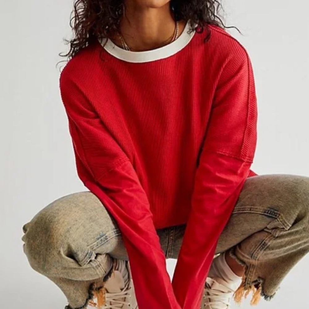 🌸 3 for 25 Free people red cropped waffle shirt